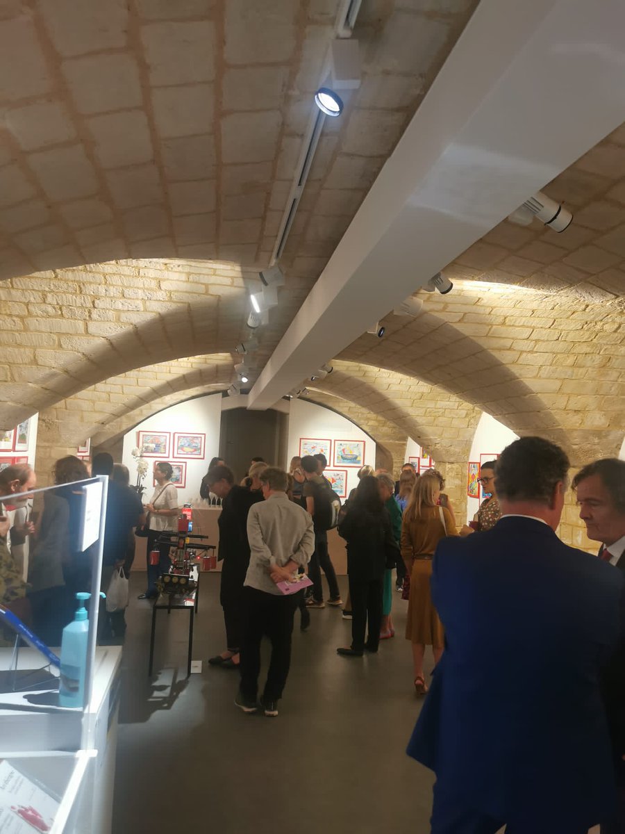 Vernissage de la nouvelle #exposition ouverte au public dès le 17 sept au @CeeMahhsa, VIVRE EN PEINTURE, CORINNE DEVILLE (1930 - 2021). En présence de la famille de l'artiste, un moment artistique riche et émouvant. ghu-paris.fr/fr/le-musee-da… #GHUParis #psychiatrie #culture #art