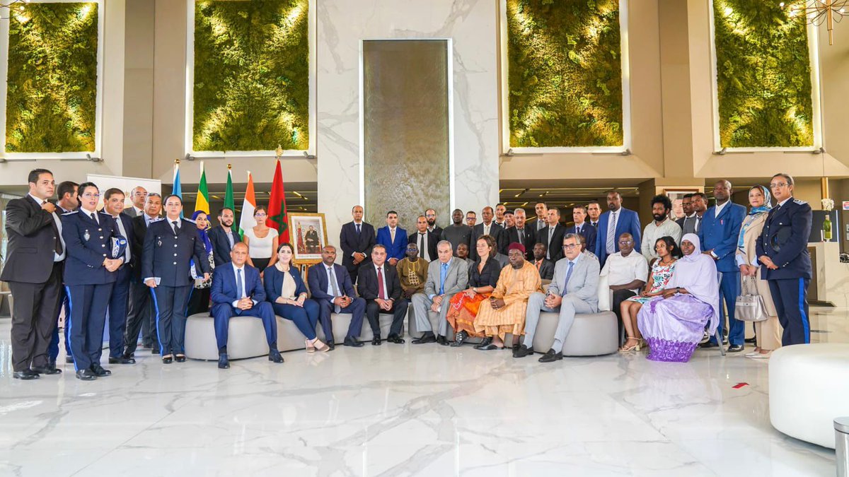 يؤمن مكتب الأمم المتحدة المعني بالمخدرات والجريمة أن للشراكة والتعاون دوراً هام.
اجتمع خبراء في مجال مكافحة الاتجار بالبشر وتهريب المهاجرين من #إثيوبيا🇪🇹 و #المغرب🇲🇦و #النيجر🇳🇪في زيارة متبادلة وتدريب محاكمة صورية لزيادة قدرتهم ومعرفتهم لمواجهة الجريمتين.
#التعاون_بين_بلدان_الجنوب