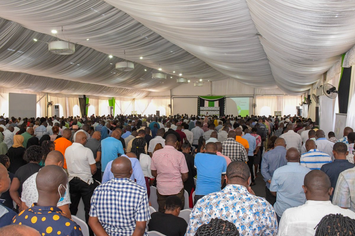 IEBCKenya's tweet photo. The Commission is now in the post-election phase of the electoral cycle. In this regard, @IEBCKenya is holding a post-election evaluation workshop to review its performance of the just concluded 2022 General Election.
#GE2022 #IEBCPEE2022 https://t.co/nAnERXGqRu