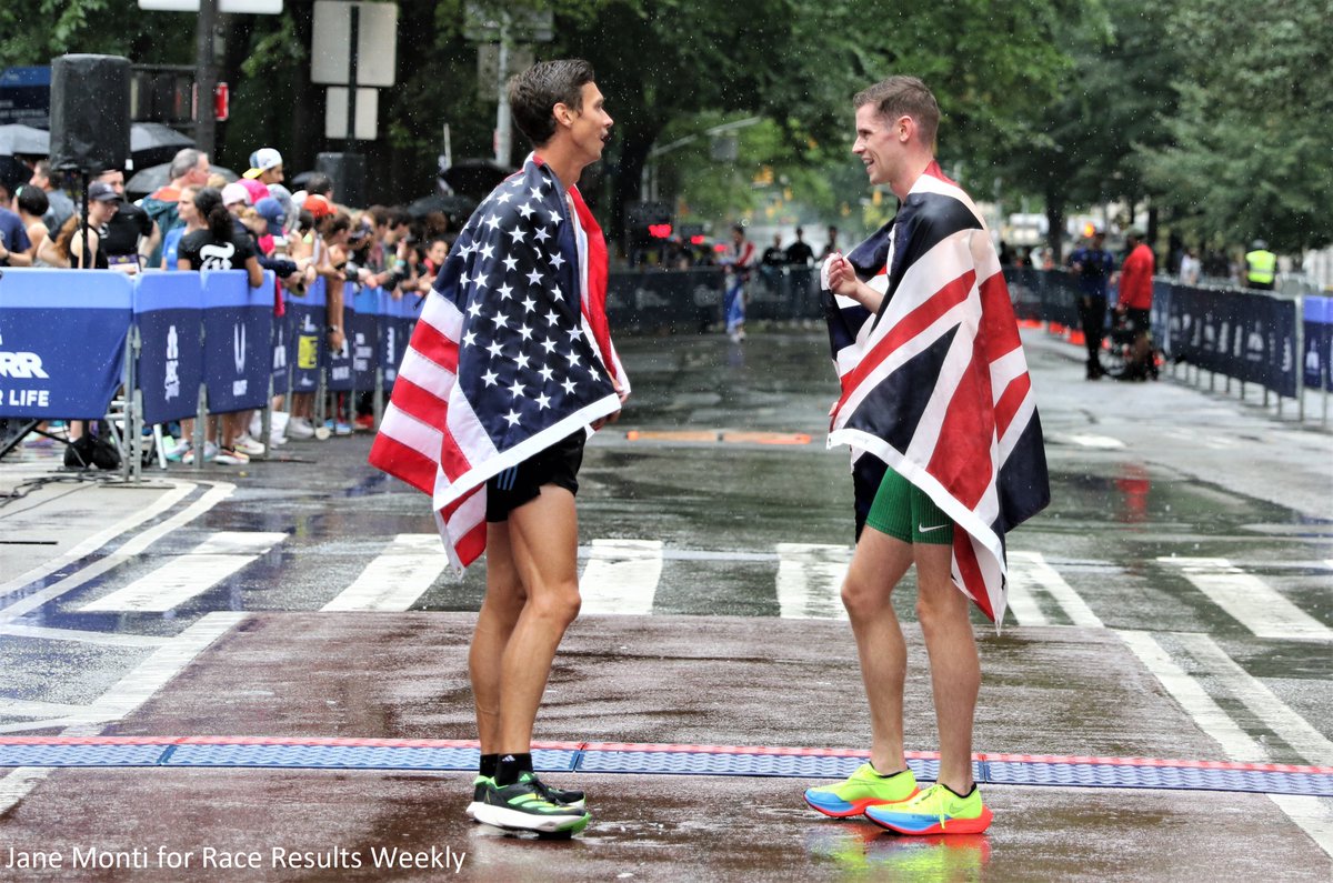 d9monti's tweet photo. Caption this photo: #NB5thAveMile

📷@janemonti1 for Race Results Weekly https://t.co/gQb4CbpHi2