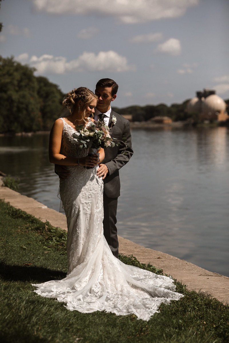 AXIAnet's tweet photo. We hear wedding bells; love is in the air! π
Congratulations to our AXIA team members Maddie Tesch and Scott Beverage on their recent weddings!
Our team is grateful to celebrate and be a part of these lifetime celebrations.
#ButlerTogether #MakeHerABeverage https://t.co/7ioOdzr3NF
