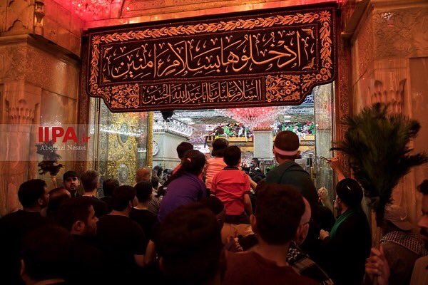IipaMedia's tweet photo. حال و هوای حرم امام حسین(ع) در آستانه اربعین حسینی
عکسهای ابوالفضل نسایی / آژانس عکس ایران

https://t.co/REBMsevk24 https://t.co/Wia7GceIDX