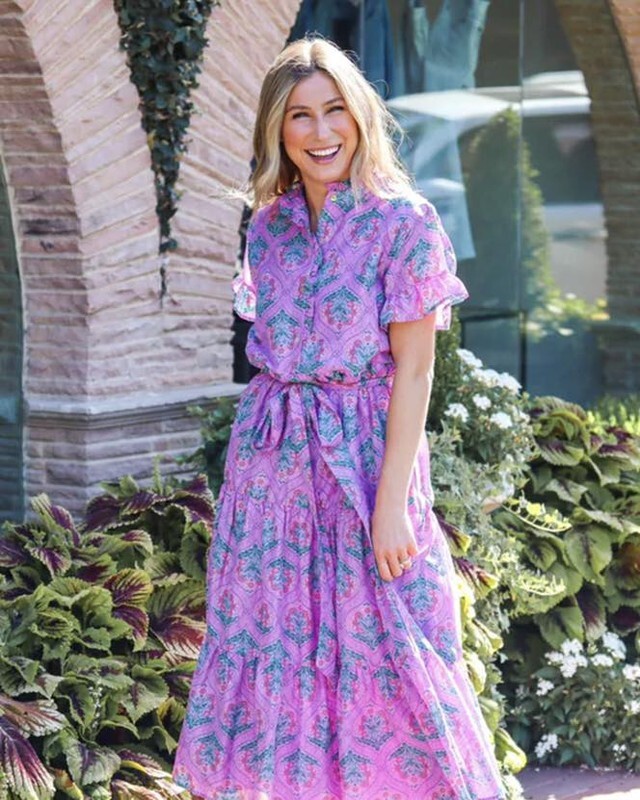 SuburbStyle's tweet photo. This is one of my absolute favorite dresses!! The fit is so flattering and the colors are gorgeous! 

#shopedenlifestyle #friscotx #boutiqueshopping #ootd https://t.co/YLJfFixM5F https://t.co/yIs0NXgCVY