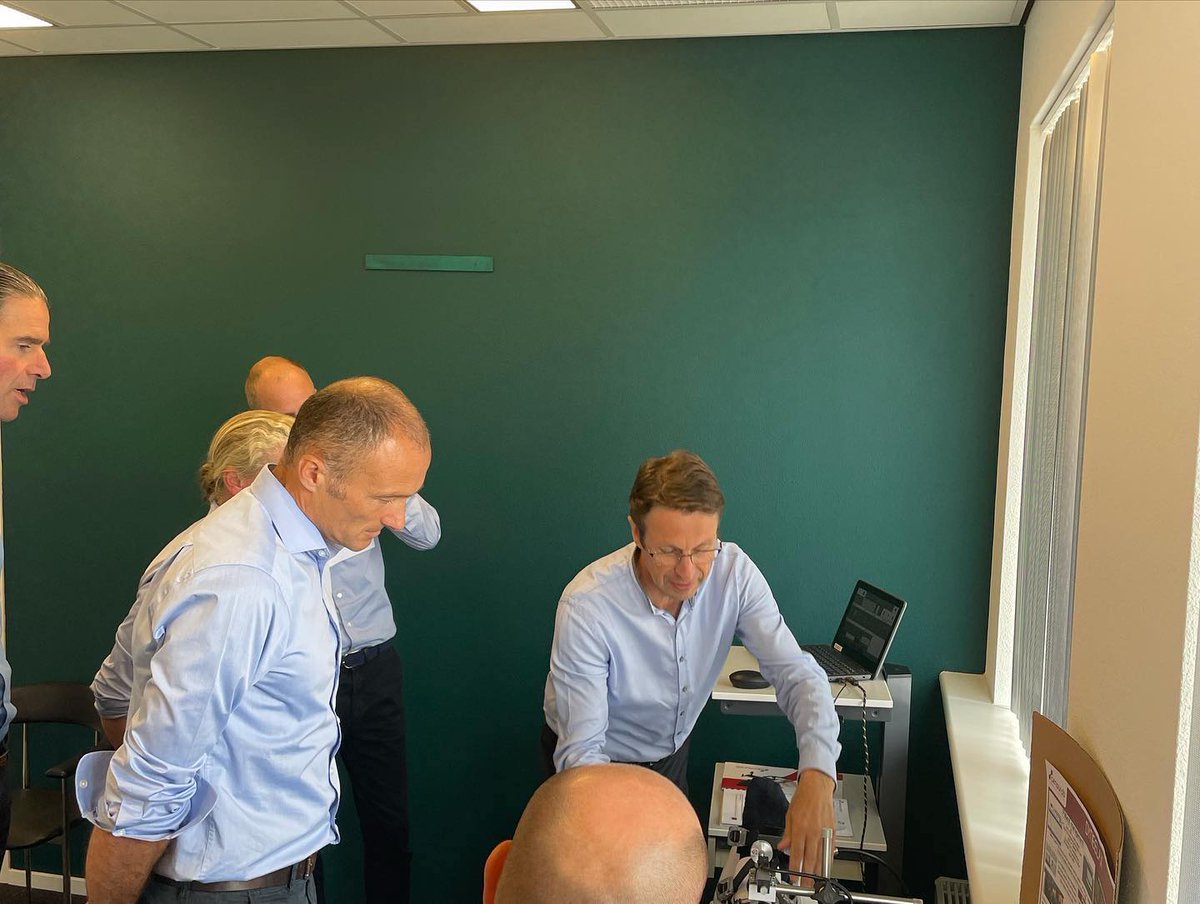 Genourob_Co's tweet photo. Spomed, in Rotterdam, is the first clinic in the Netherlands to have acquired the #Dyneelax knee laxity arthrometer.
#usekneearthrometers
#acl #aclinjury #aclrehab #kt1000 #KT2000 #GNRB #PCL #aclsurgery #laxity https://t.co/gI9ivjnFGA