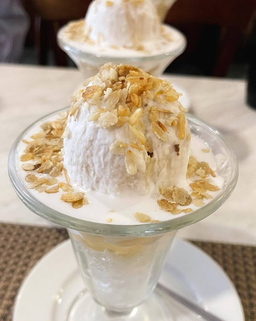 If I could write a sonnet on how spectacular and sublime is the Ginumis of @milkywaycafe_makati is, I would. It’s a simple yet perfect combination of sago, gulaman, pinipig, ice, coconut milk topped with panutsa ice cream. Forget halo halo, this is what … instagr.am/p/CihrkpVPEkq/