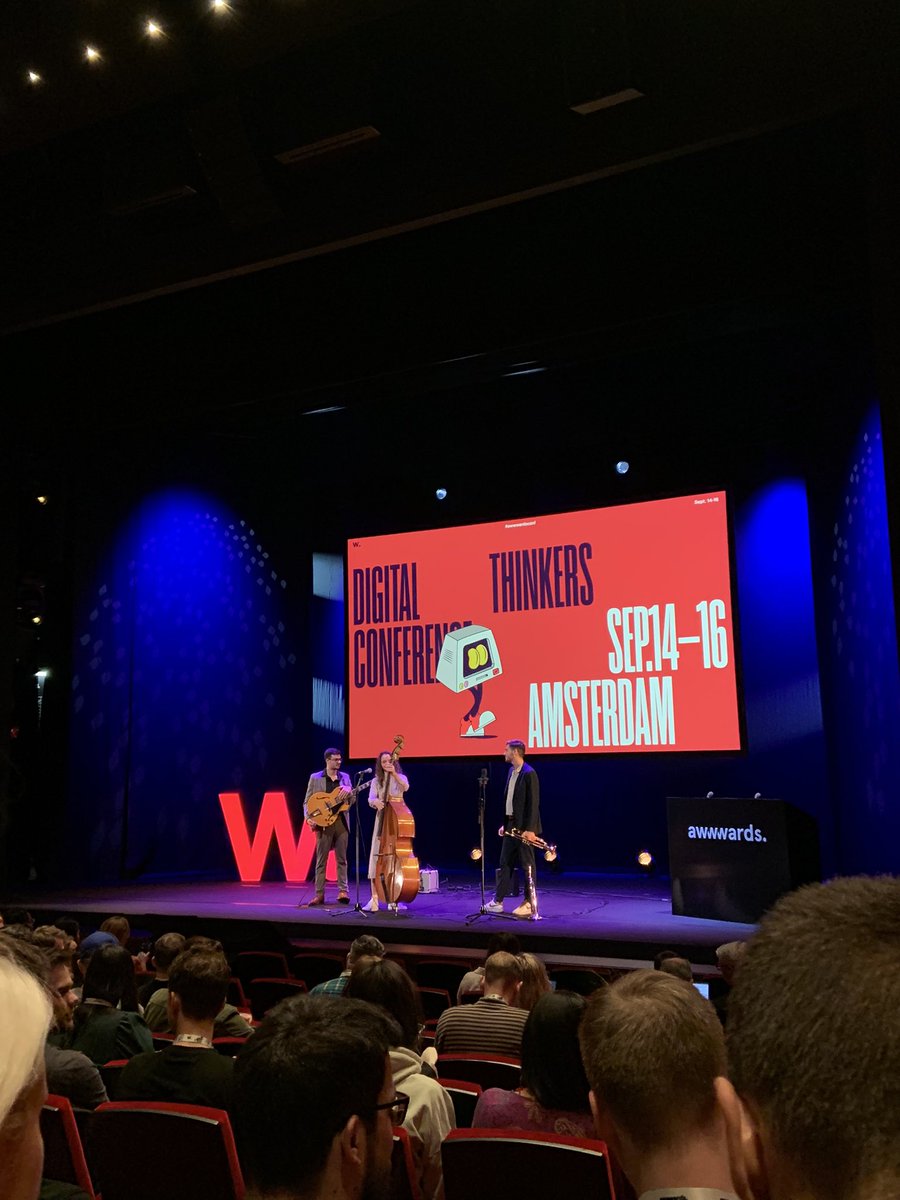 Alexandre_Bucci's tweet photo. #awwwardsconf https://t.co/DrJTsrbwcZ