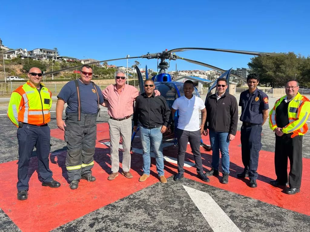 Mayor Dirk Kotze tweet media