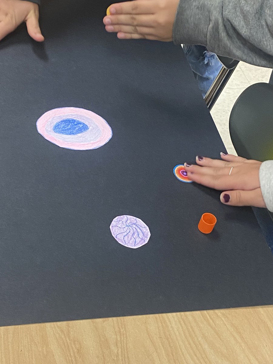 kdubsartclass's tweet photo. Its NATIONAL DOT DAY, which celebrates creativity! Students are setting their work aside today for 10 min to watch #thedot story book by Peter Reynolds &amp; then create their own creative dot to collage together to make a larger work.@EFEAteaches @EFWarriors #efpride #nationaldotday https://t.co/YoODoSnUaq