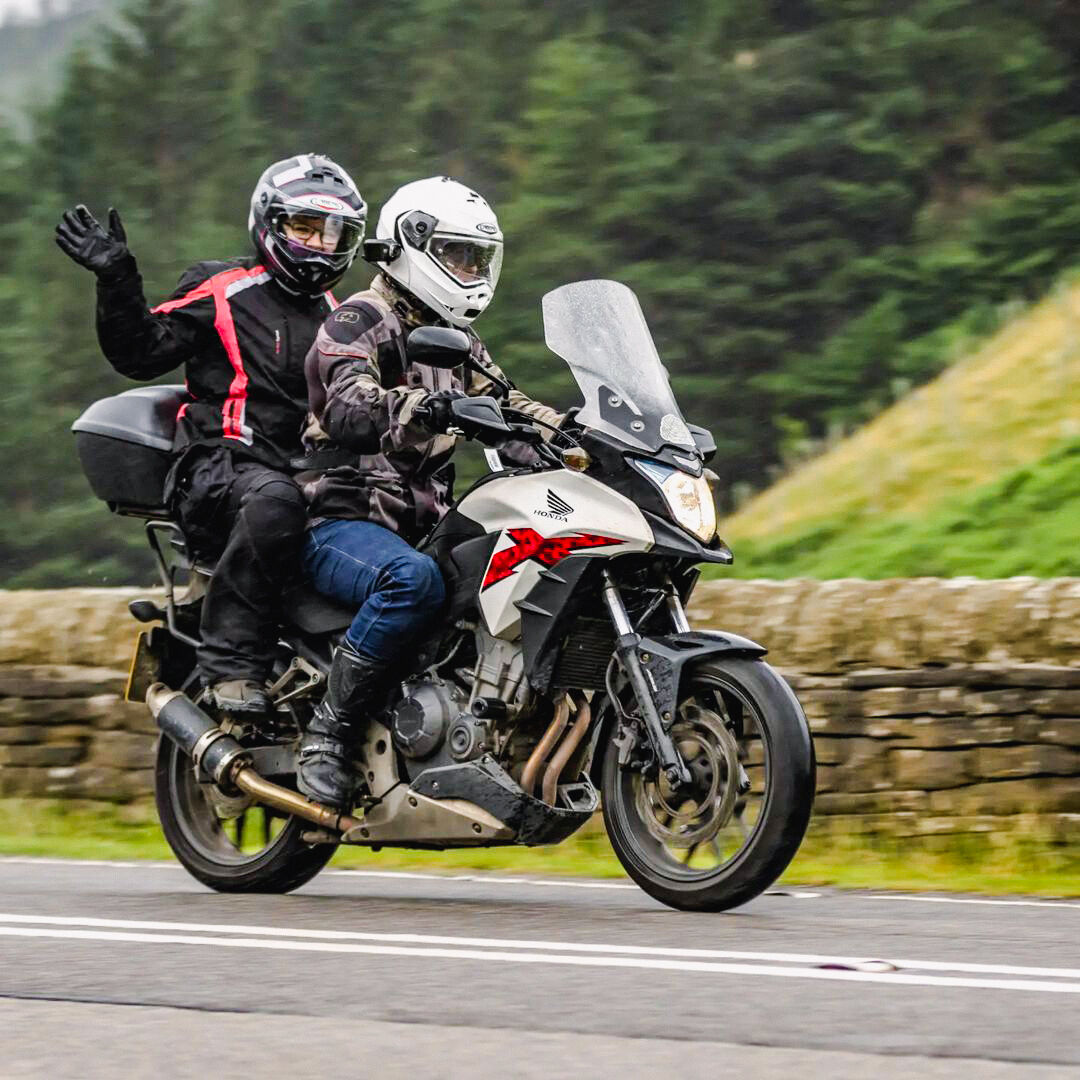 CabergHelmetsUK's tweet photo. All Caberg current flip-up helmets have been tested and approved with dual homologation meaning you can legally wear your helmet in either full face or open configurations when riding!.

Find out more information here: https://t.co/Jya5hVRuc0 https://t.co/EPs4szztij