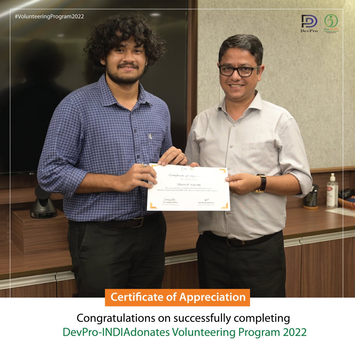 indiadonatesID's tweet photo. 💯 Congratulations @AhmedSarim14  for successfully completing INDIAdonates' Volunteering Program.
#proudvolunteer https://t.co/q5ml6xXSe5