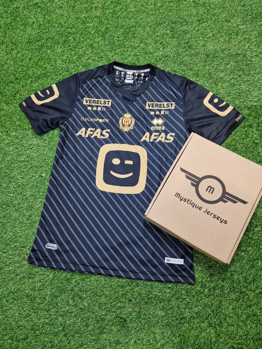MystiqueJerseys's tweet photo. ⏰️ Eurpoa League Giveaway ⏰️

We are giving away a Mystery Football Jersey if Cristiano Ronaldo 🇵🇹 scores tonight!

➡️ https://t.co/s6kAUEVpyj 

To enter:
♻️ Retweet
🤝 Follow us https://t.co/yY67luq3o0