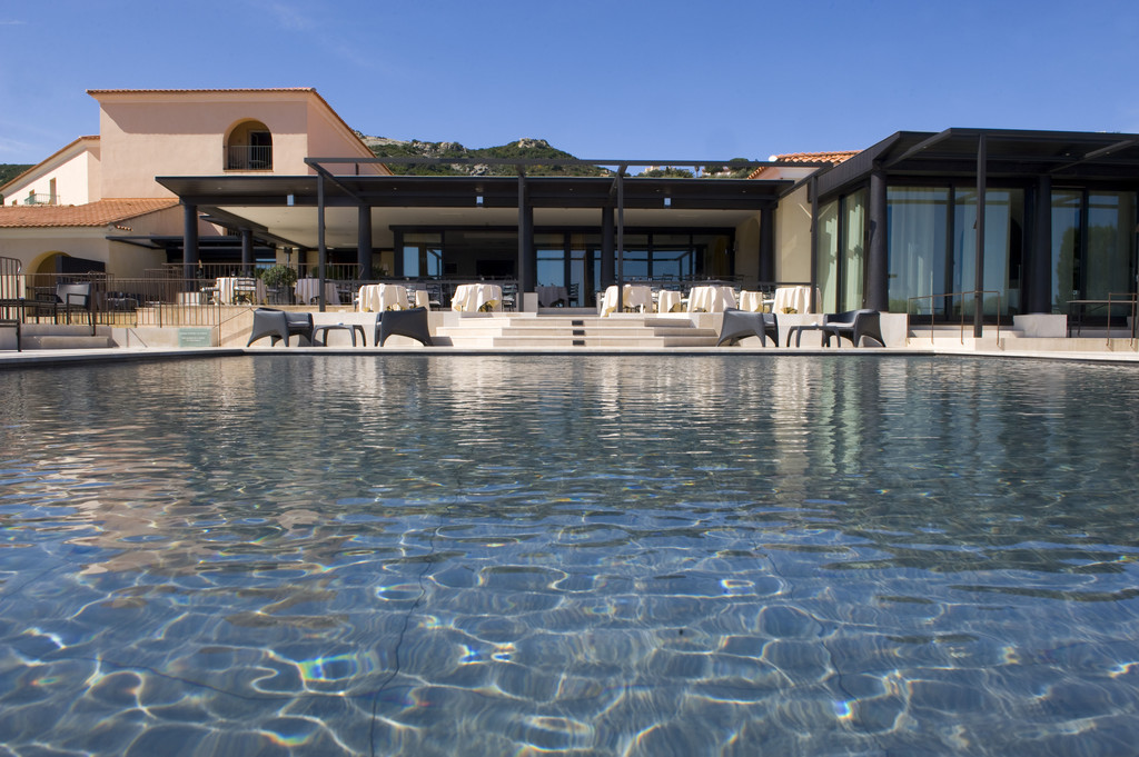 Two more top 5 star hotels to show you...
- Both in the excellent town of Calvi
- Both STUNNING 💪
 
🌟 Hotel La Signoria bit.ly/3CSa2K6 - Elegance at its best..
💎 Hotel La Villa bit.ly/2JHs101 - rumour has it Alicia Keys got married at this very hotel...
