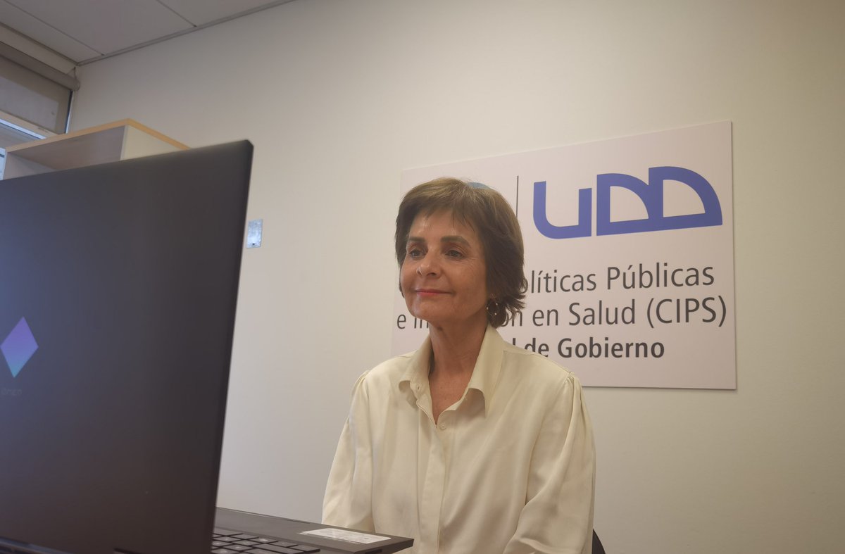 pdazan's tweet photo. "Estoy segura que la Dra. @ximenaguilera va a fortalecer las medidas de autocuidado, comunicación de riesgo y va acercar la vacunación a los grupos que menos se han inoculado".

Entrevista en @24HorasTVN https://t.co/scrGXSFr1B