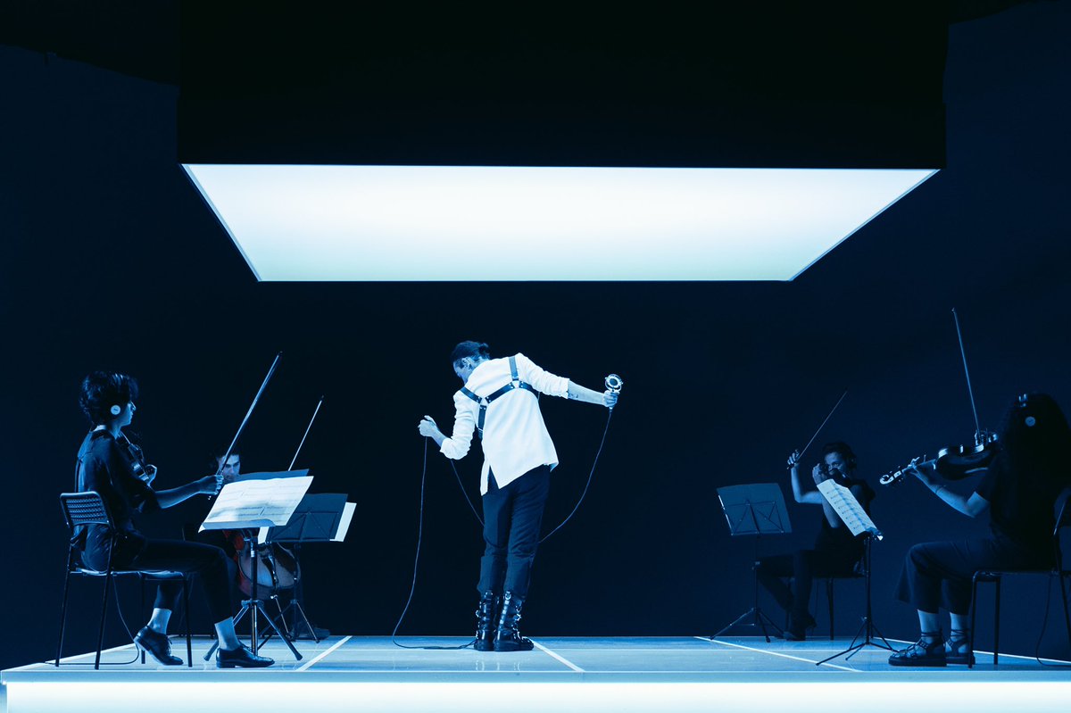 michele_bravi's tweet photo. È ora online la mia esibizione per Vevo Studio.
@VEVO_IT 

➡️ https://t.co/ccUI91tKA2 https://t.co/VPCjPQ6E0Y