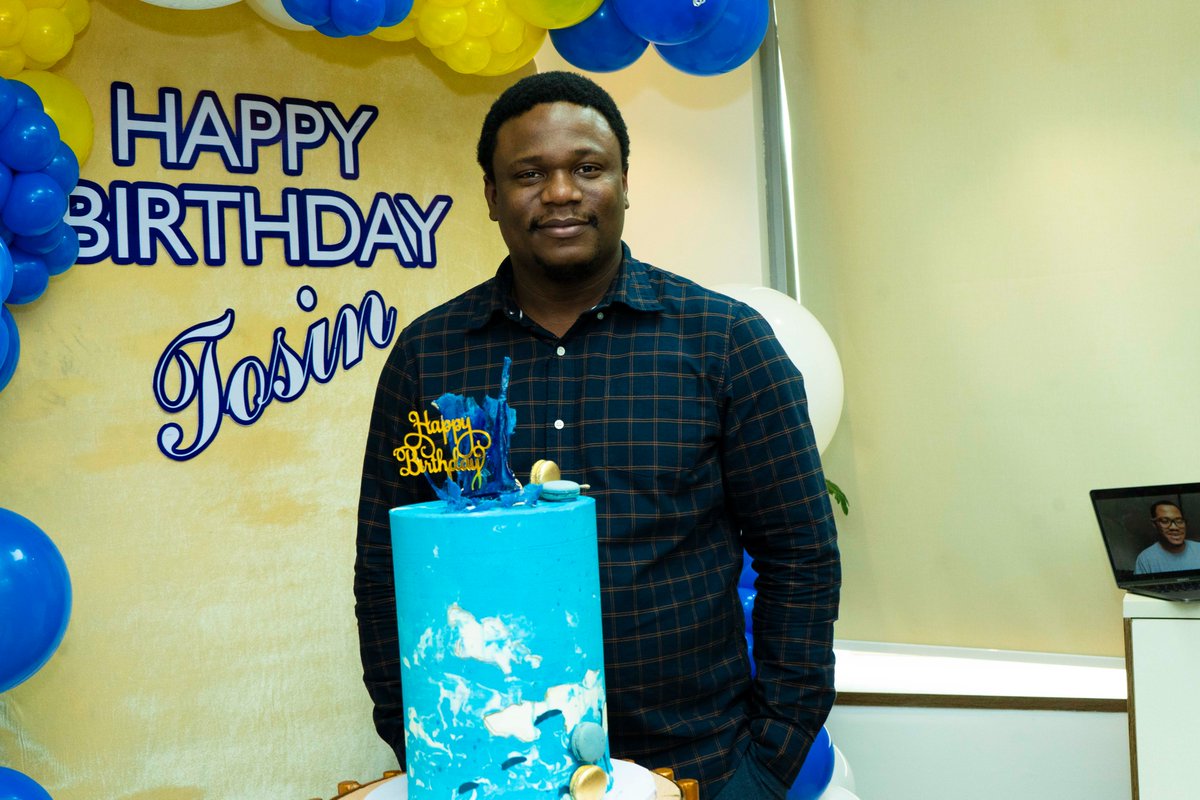 Eniolorunda's tweet photo. THEY GOT ME!

Last week was a special one. The @TeamAptHQ team went out of their way to throw me a surprise birthday party.

I was pleasantly surprised as I'm rarely ever caught unawares. I'd be lying if I said I didn't feel loved and appreciated that day.

Thank you guys! https://t.co/IldVSeBiPB
