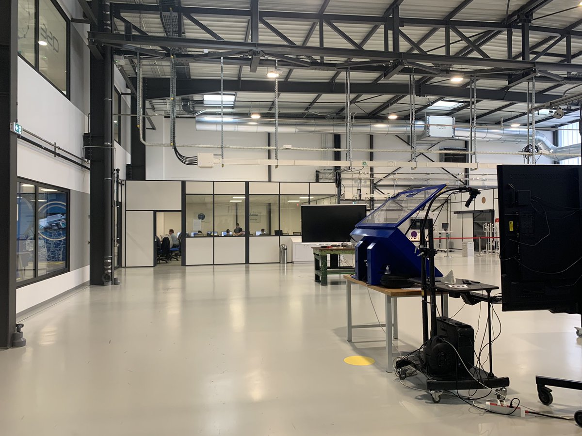 PARMANTIERLN_PE's tweet photo. #peidf #campuslab Matinée découverte des métiers de l’industrie au campus lab de bondoufle https://t.co/B03F43MoSB