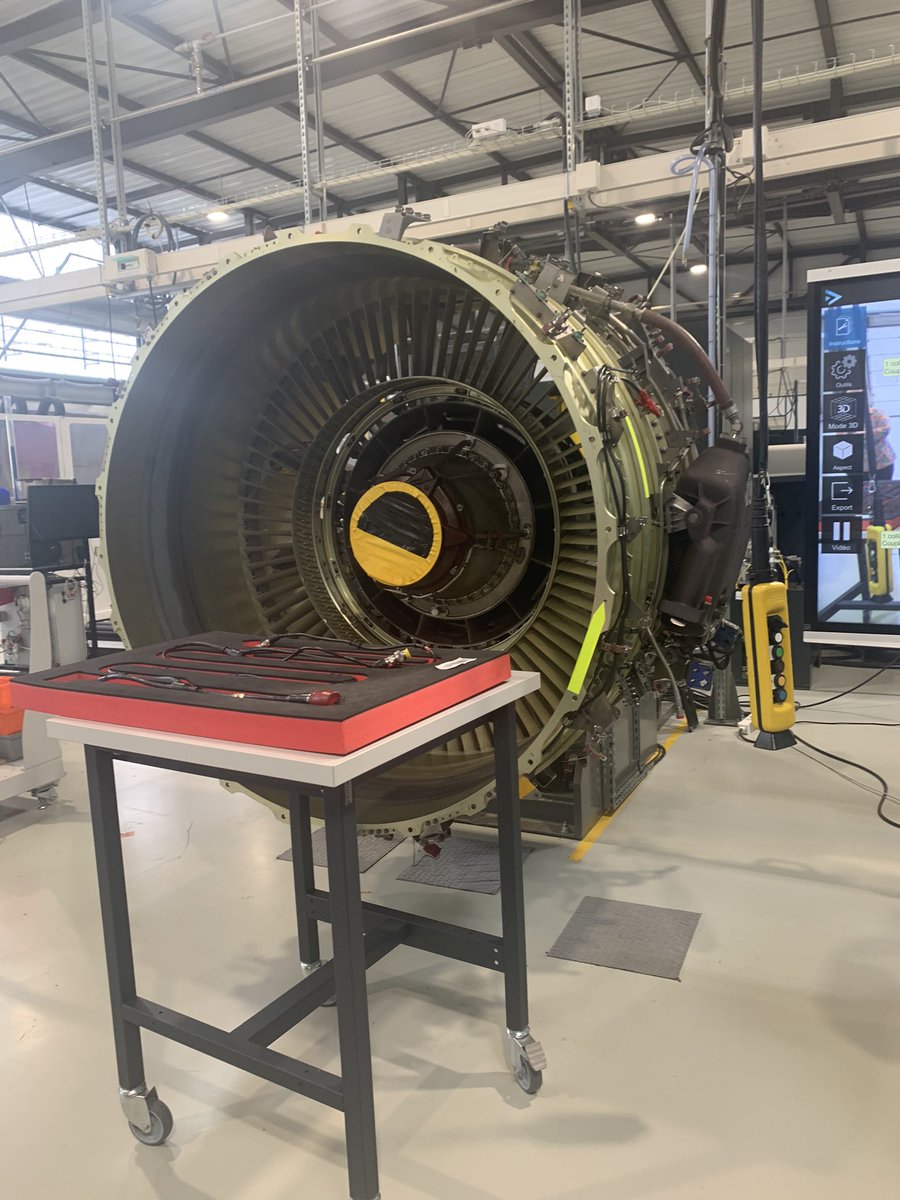PARMANTIERLN_PE's tweet photo. #peidf #campuslab Matinée découverte des métiers de l’industrie au campus lab de bondoufle https://t.co/B03F43MoSB