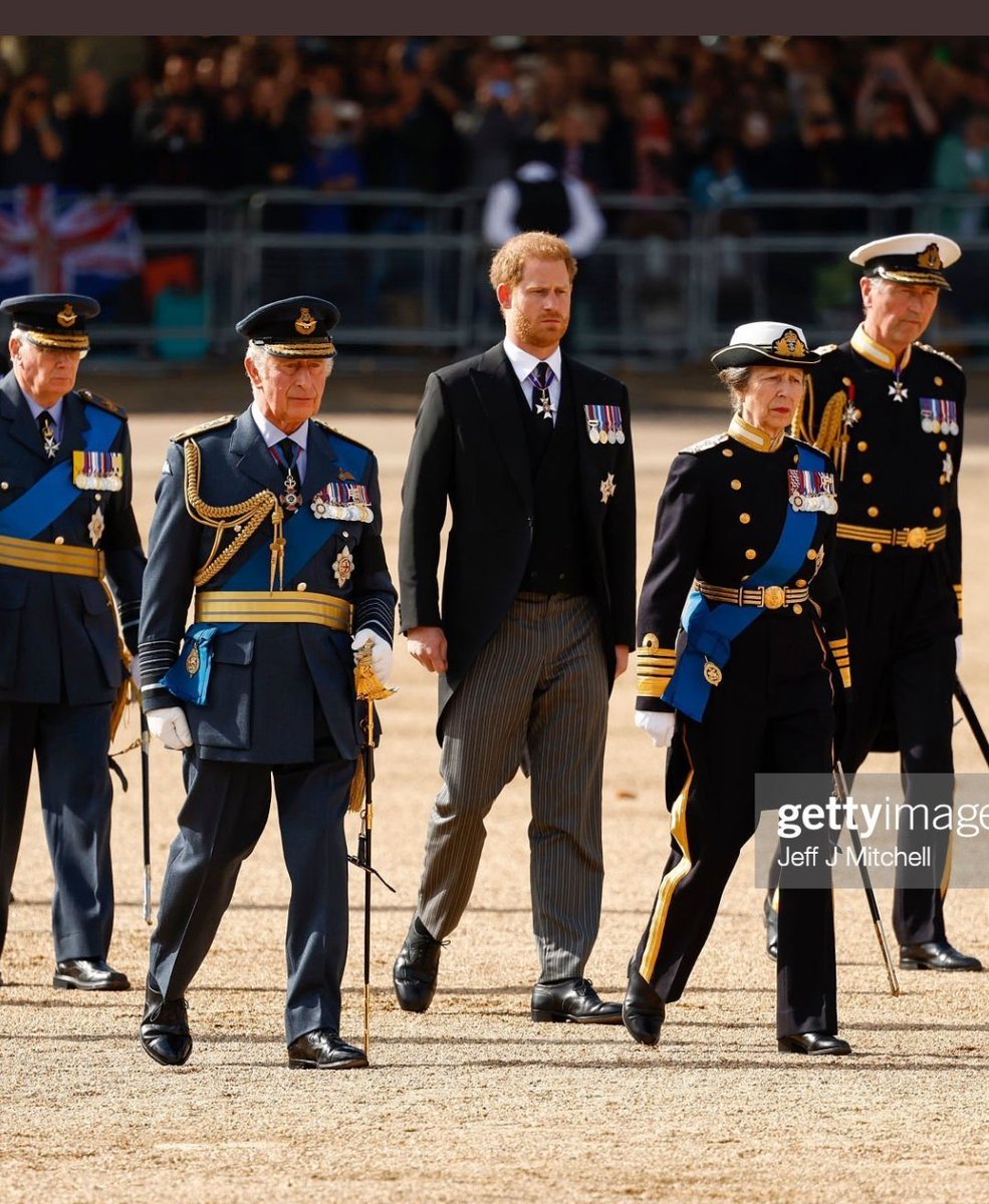 PicsMeghan's tweet photo. Happy Birthday #PrinceHarry the king of the BRF 🎂❤️👑. I am so inspired by your conviction to always choose what's best for you and your family, it shows that your mother's strong spirit lives on in you. Forever rooting for you in whatever you do 💫
#HappyBirthdayPrinceHarry https://t.co/tzZDbmLTtY