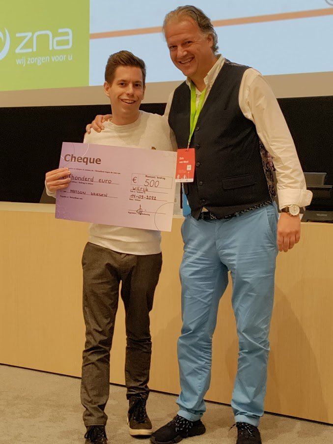saskiavoo's tweet photo. Gefeliciteerd Matson! 🍾Poster prijs van Vlaams Congres Geestelijke Gezondheid K&amp;J voor je werk over intrinsieke motivatie bij ADHD @ADHDynamisch https://t.co/jTyMVzN4KS