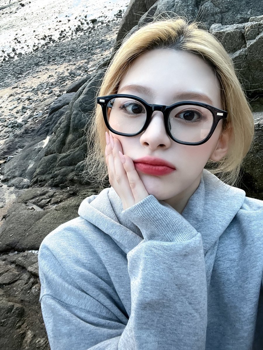 m_mw0o's tweet photo. 세은이 너무 하얗다 인간 백설기….
그리고 내가 좋아하는 복숭아 젤리 입술 🥰🥰🥰🥰🥰 https://t.co/pUBTOkueJY