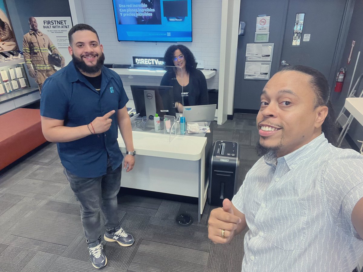 Daariat Vandevere Brooks Sr🦾 (@smallbizzybone) on Twitter photo 🏬🏬🏬3 store visits in one day
with The BX ARSM <a href="/Carlos_Breton9/">Carlos Breton</a> & our #FirstNet Sub Paid Manager <a href="/Ana_AliciaPonce/">Ana Alicia Ponce</a> 🚨
2 #FirstNetAgency leads already generated from Reps for out local Charter Schools 🏫
#BayPlazaMall #BrucknerCommons #WestchesterAve 🏬🏬🏬3 store visits in one day
with The BX ARSM <a href="/Carlos_Breton9/">Carlos Breton</a> & our #FirstNet Sub Paid Manager <a href="/Ana_AliciaPonce/">Ana Alicia Ponce</a> 🚨
2 #FirstNetAgency leads already generated from Reps for out local Charter Schools 🏫
#BayPlazaMall #BrucknerCommons #WestchesterAve