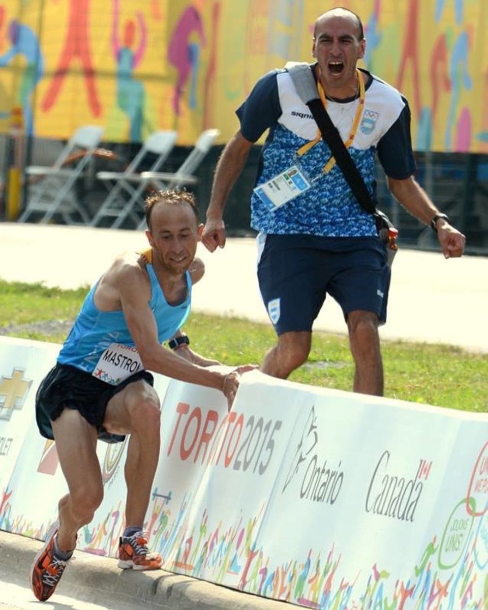 Hoy Cumple 40 años un grande en la historia de nuestro Atletismo Argentino
<a href="/M_mastromarinoo/">colo mastromarino</a> que tengas un GRAN DÍA!