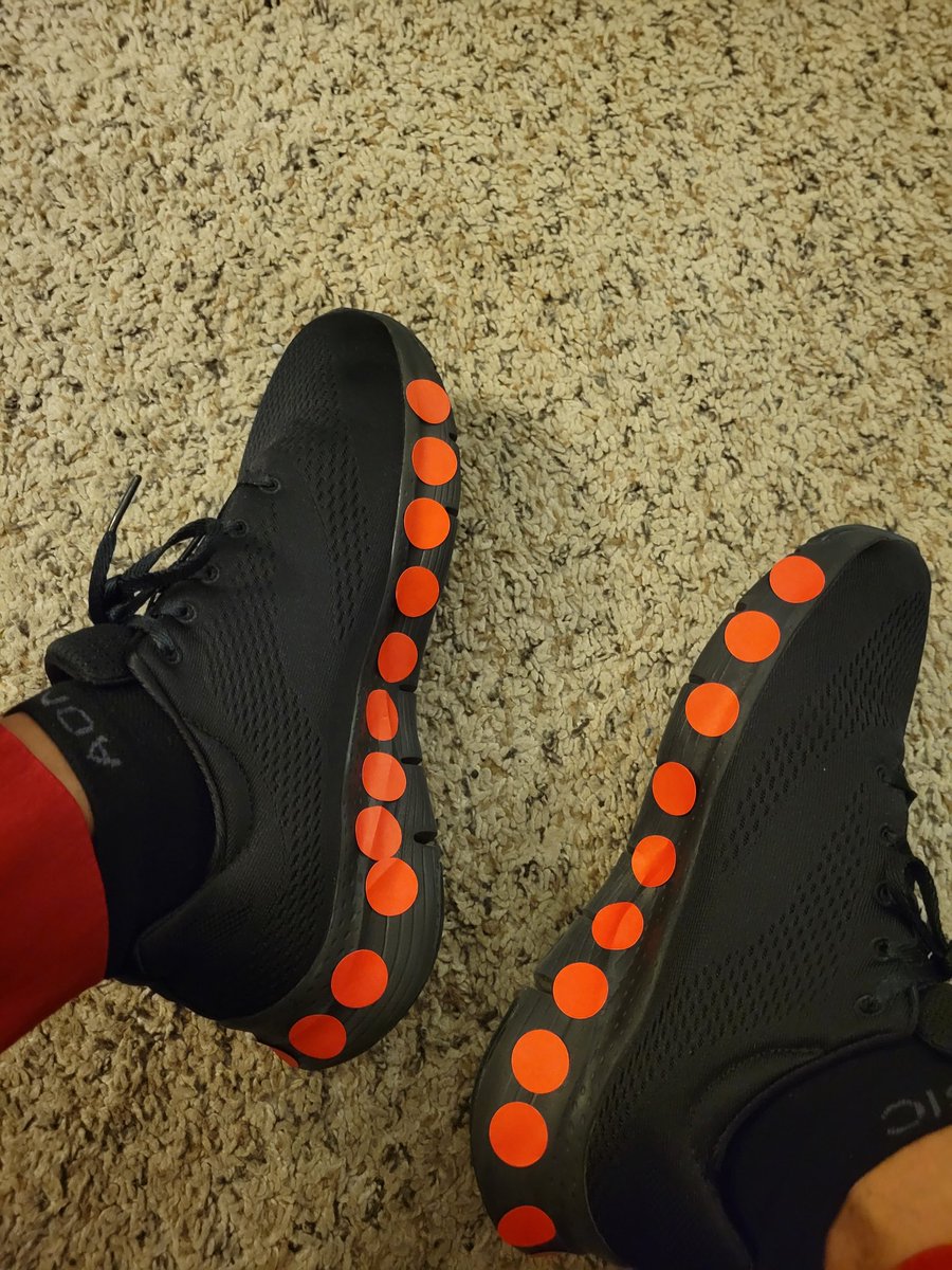 Dot Day! Let's see how many dots survive by the end of the day 😁
@GoliadGrizzlies <a href="/GoliadLibrary/">GoliadGrizzlyLibrary</a>