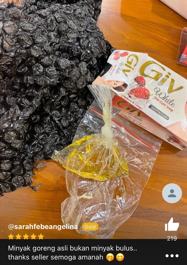 Nemmu di soppe,
ada ada aja org jualan ya,ongkirnya berapa 😀