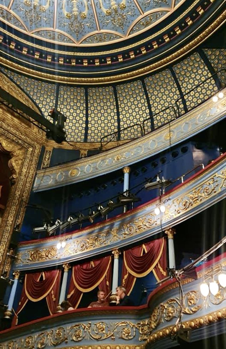 danceservicesuk's tweet photo. Assis, our founder, had a wonderful time recently at #EdinburghInternationalFestival. She saw an amazing performance of 'Samsara' by @AakashOdedra  at the beautiful @lyceumtheatre . 

📸Assis Carreiro

#edinburghinternationalfestival #edinburghfestival #aakashodedra #dance https://t.co/hIlWnBUSNf