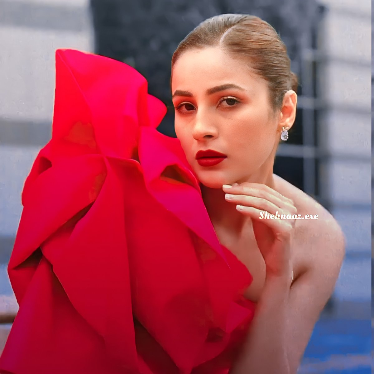 shehnaaz_exe's tweet photo. You are worthy of love and respect. You are beautiful, gifted, and intelligent. Don't let the storm make you forget it. ❤️🌹🥀🌺

@ishehnaaz_gill 

#ShehnaazGill https://t.co/9tmcl8sphO