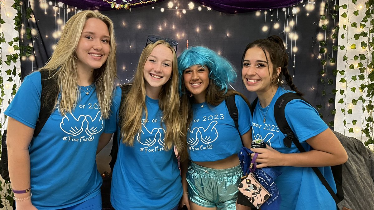 Mrs. Yost tweet media