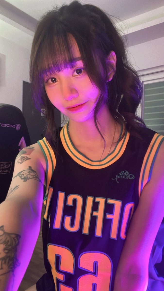 ineffable_529's tweet photo. 確診終於告一個段落 不舒服到推特都沒更 ～
啊啊今天一條線 真的恭喜🥹 https://t.co/E7UF73nxnM