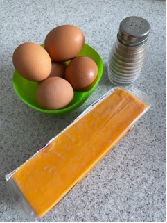 CathkinHigh's tweet photo. Learning - S1 Easy omelette using just eggs and cheese with a dash of pepper ! Food prep skills grating and whisking to make these delicious omelettes. 👏👏👏 https://t.co/AlXuQ2CVpt