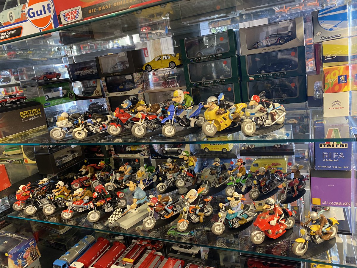 cars_tiny's tweet photo. La serie di 28 moto comic di Joe Bar della Hachette! 300€ tutto assieme! #tinycars #joebar #moto hachette #bike #models #scalemodel #hachette https://t.co/4UrXgupjHe