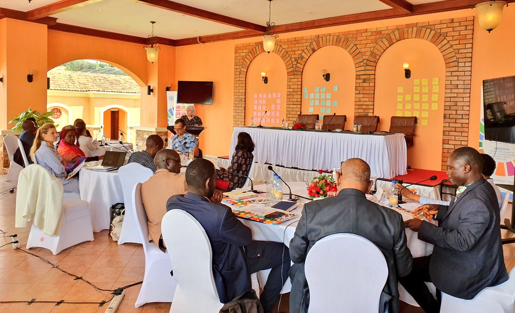 UNinUganda's tweet photo. Happening: @UNinUganda Deputies Annual Retreat 2022 in Entebbe. The objective of the Retreat is to take stock of the implementation of the UN Reform in 🇺🇬 and the coordination of #UNUgCooperationFramework among other topics. #UNDeliveringasOne https://t.co/GtvBleGAxs