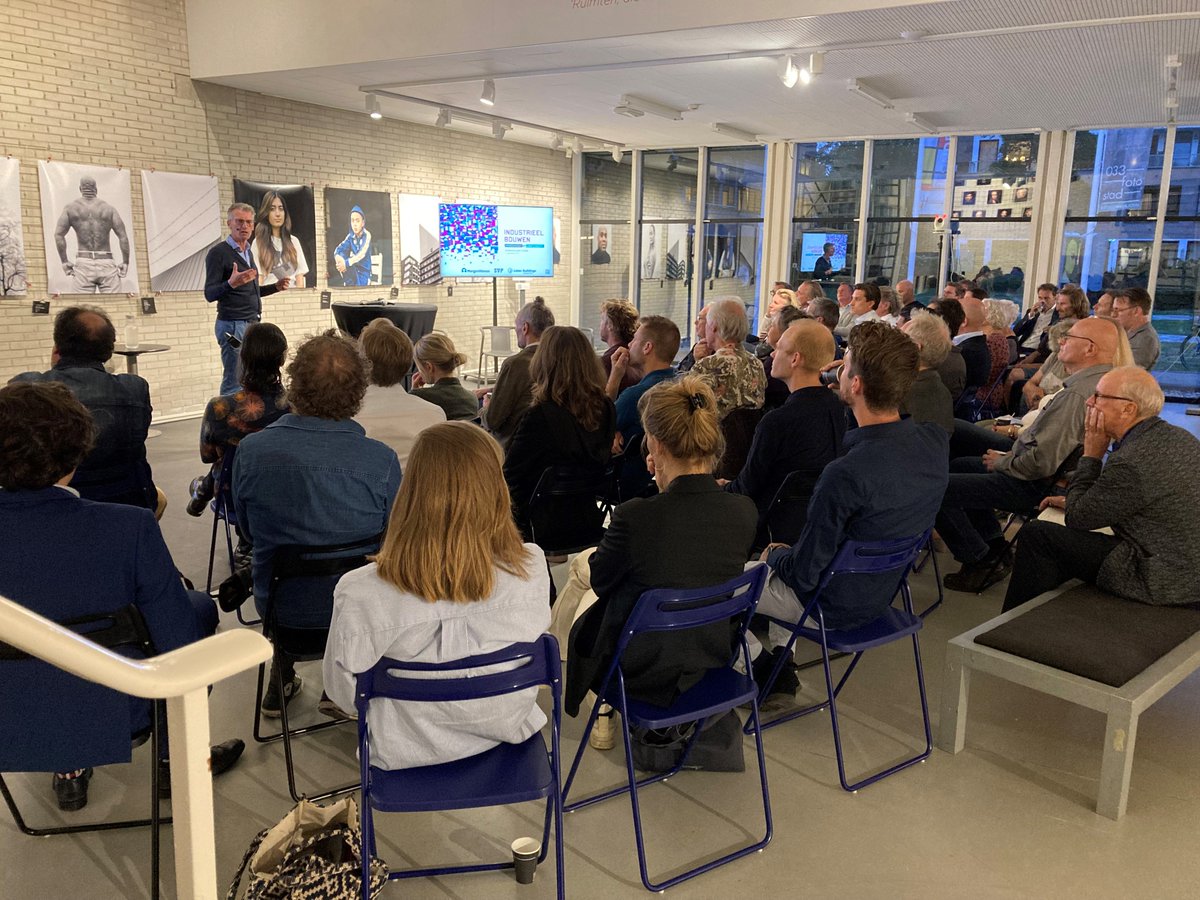 Het adoptie-architectuurcafé 'Industrieel Bouwen, crisisproduct of gamechanger' door SVP Architectuur en Stedenbouw was gister een groot succes! Duidelijk werd dat architecten nu aan zet zijn om ruimtelijke kwaliteit bij het industrieel bouwen te tonen en te waarborgen!