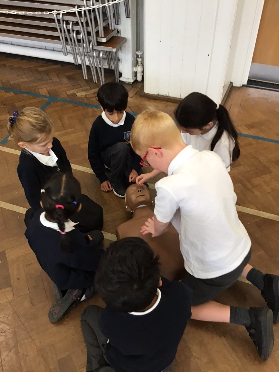 Parkside1900's tweet photo. Children from years 1-6 are having a great day today learning valuable first aid skills during training delivered by @M_R_Training https://t.co/Sq42Ehss2p