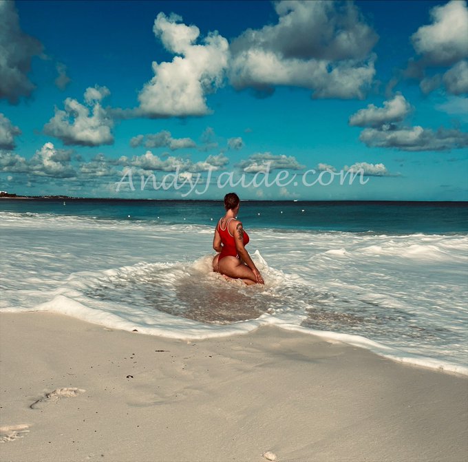 Welcome to Baewatch ❤️ https://t.co/MEbAYYWbfU<a href="/tag/basicfallwhitebitxh"class="tags"><span>#basicfallwhitebitxh</span></a>