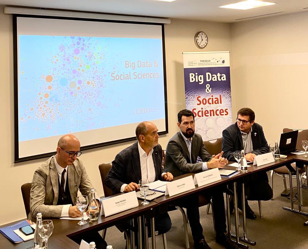 CPDsnspa's tweet photo. #bigdata in #socialsciences - special discussions, today, in #Bucharest, with friends from 🇷🇴🇳🇴🇲🇹 about #BigData, #education, #DataScience and #Humanities. https://t.co/K1r18PZKA6