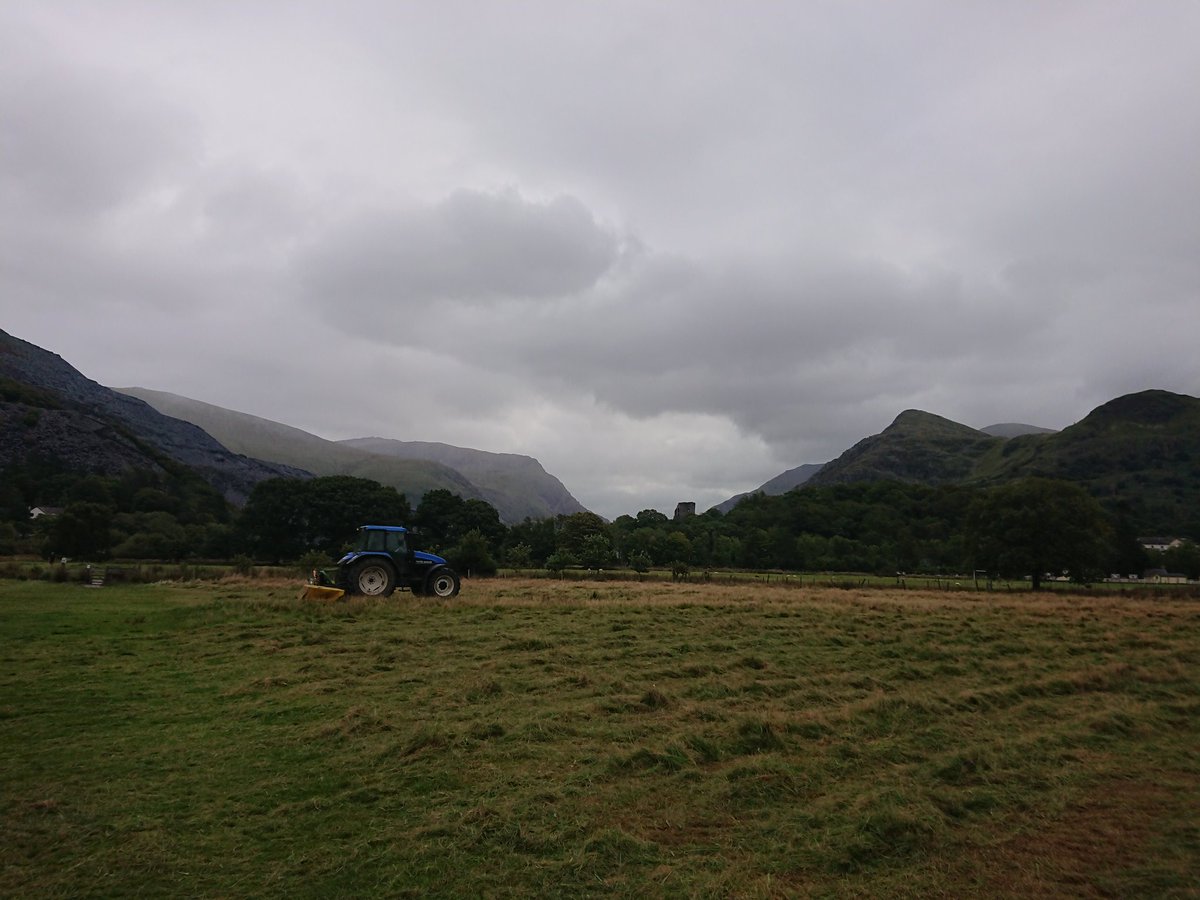 It's hay cut day on #CaerDdôl #Meadow #Llanberis #GogleddCymru #NorthWales #Eryri #Snowdonia