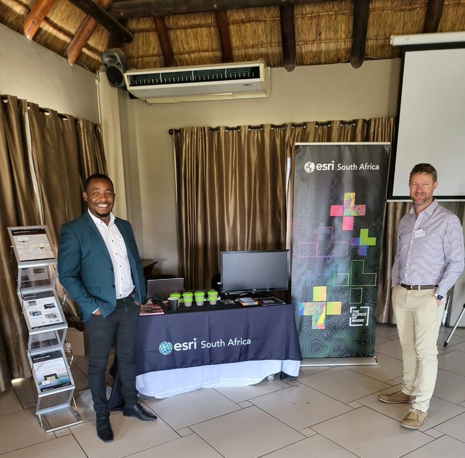 ArieClaassens's tweet photo. Retweet - EsriSouthAfrica: Team Esri South Africa presents at the 100th IMSSA Annual General Meeting at Zebula Country Club, on the value of geo-enabling mine surveying to embrace the 4th industrial revolution.
#IMSSA #4IR #GIS #geospatial https://t.co/GZJTDTEfNf