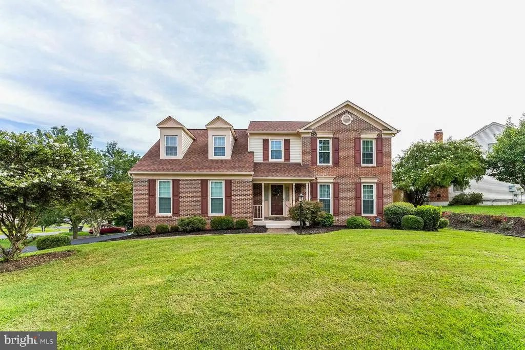 CybilUsual1's tweet photo. OPEN HOUSE❗️❗️❗️
Wednesday Sep 28, 5pm–7pm 
#SpotsylvaniaCounty #FredericksbyrgVa  #CTIworks #homesweethome

If interested contact me for the details. 

Cybil Usual, Realtor®️
CTI Real Estate
Cusual@ctirealestate.com
540-368-4948 https://t.co/Sf3wBObZJl