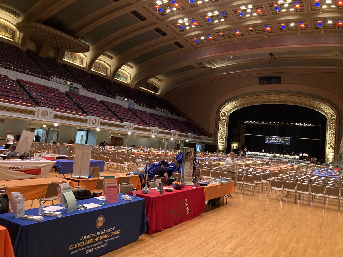 lkleinman1's tweet photo. Getting ready for #CLESeniorDay with @ClevelandAging!  Here with @Ride_STC Stay tuned for more highlights as we recognize and serve cleveland seniors!! https://t.co/9xqdqxJYSP