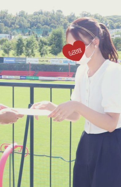 Hcs_S2's tweet photo. ダメ元で応募したのですが当たりましてお話してきました😿💞
認知してもらえてたしいつもありがとうって言ってくれた時はとてつもなく幸せでした⸜🌷︎⸝‍お天気にも恵まれてよかったです🫠 https://t.co/dltiPzH6vw