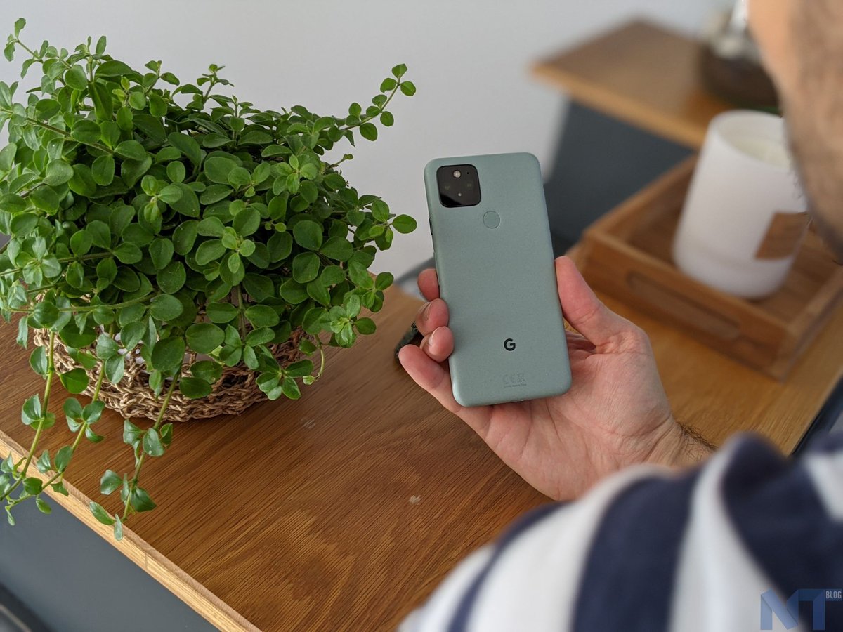 BlogNTMedia's tweet photo. Google travaille peut-être sur un mystérieux Pixel avec un « petit écran » https://t.co/AqG4SsJsa6 via @BlogNT #Google #PixelMini https://t.co/v9WG7kTxv8