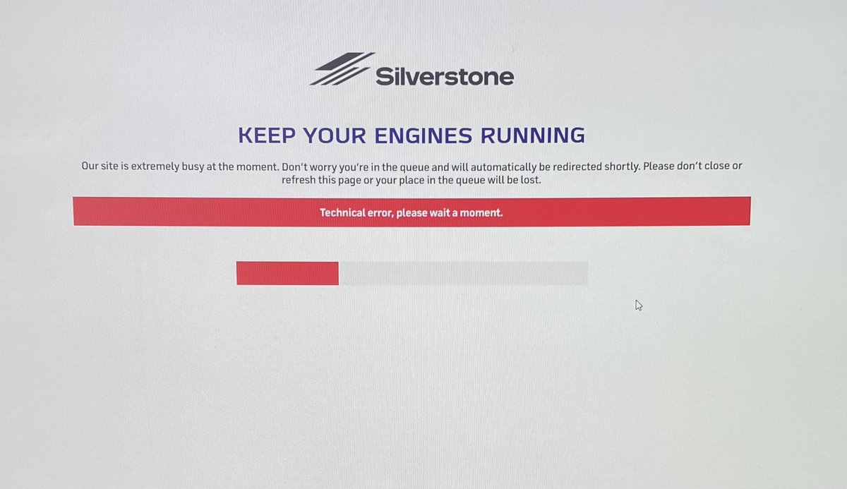 Sam_Webb94's tweet photo. @SilverstoneUK Been in the queue since 12:15 this is my progress so far. Sort it out @SilverstoneUK https://t.co/yneK2CYrCT