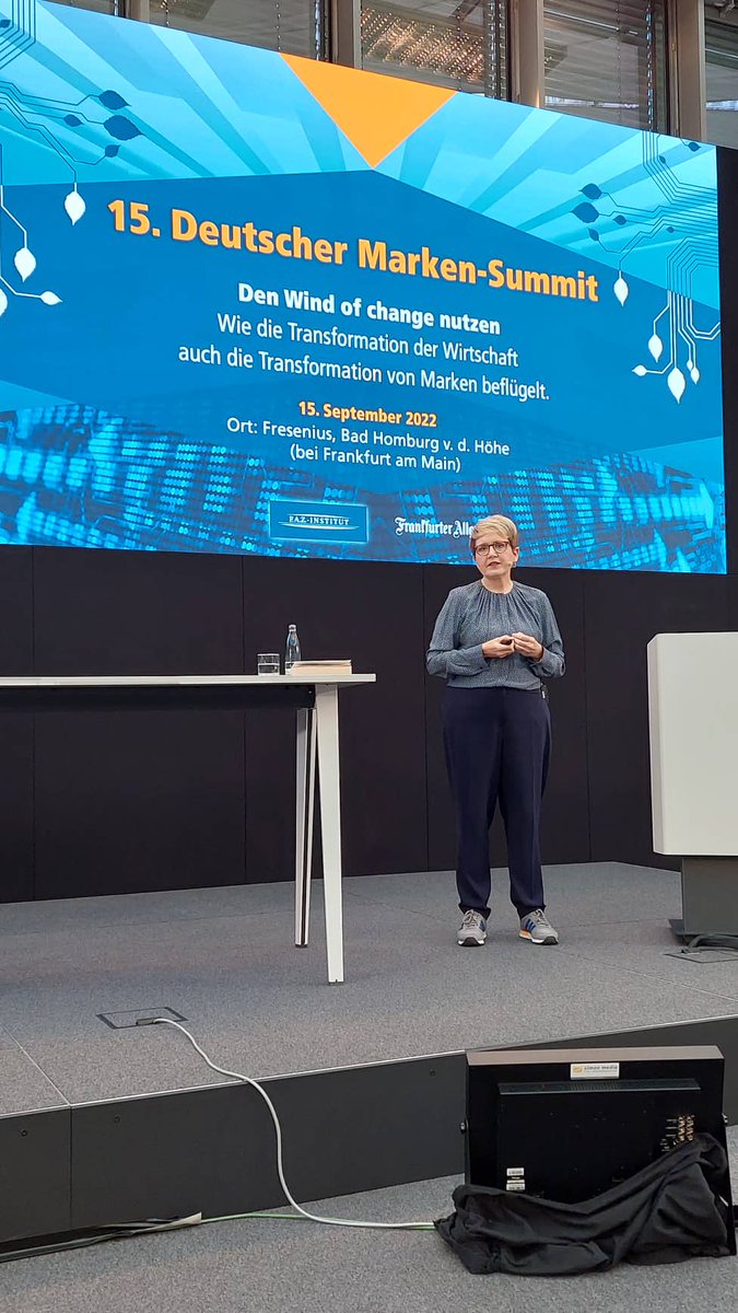 FAZInstitut's tweet photo. "Unser Ziel für die Herstellung unserer Produkte ist Zero Emission bis 2040!"

@gabihaessig, Geschäftsführerin Kommunikation und Nachhaltigkeit bei @PGDeutschland, präsentiert bereits einige umgesetzte Beispiele für nachhaltige Verpackungsentwicklung.

#markensummit https://t.co/7Dwg6UGj5b