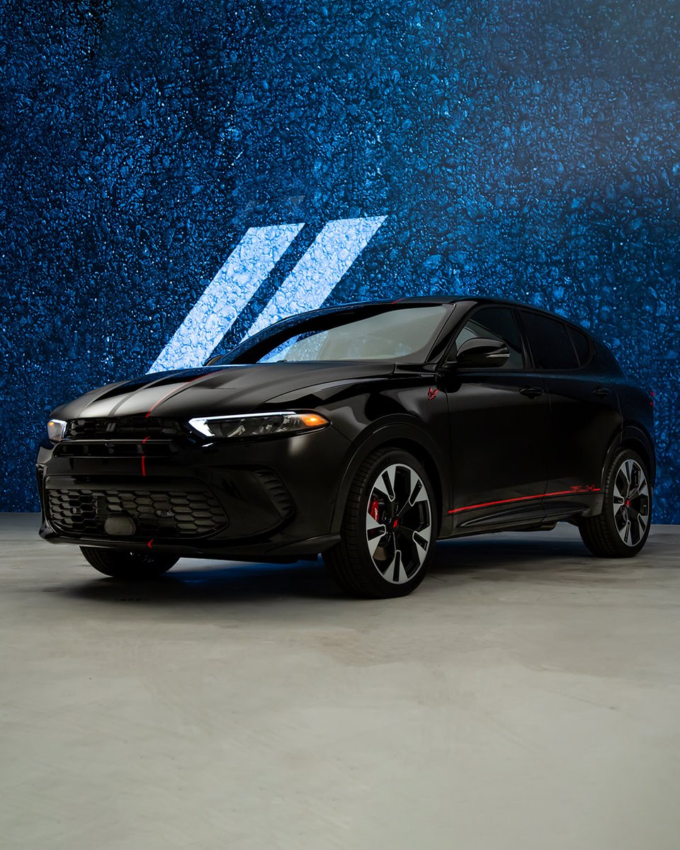Dodge (@Dodge) on Twitter photo 2022-09-15 13:00:22 Born to swarm 🌪 The all-new #DodgeHornet Pre-production model shown. Actual production model may vary. Available Q4 2022. Born to swarm 🌪 The all-new #DodgeHornet Pre-production model shown. Actual production model may vary. Available Q4 2022.
