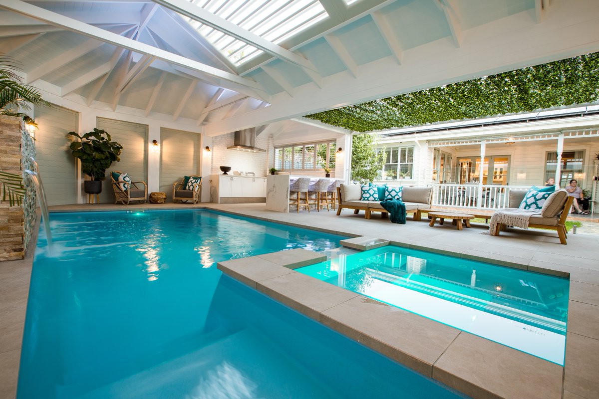 aquamagazine's tweet photo. The #PoolOfTheWeek showcases the 2021 #AwardsOfExcellence winners from the @ThePHTA.

This week won 🏆GOLD🏆 in the Competition Pools category. Pool by Aquatic Leisure Technologies in Perth, Western Australia.

Decking Material: Paving https://t.co/Y8HKlRlivy