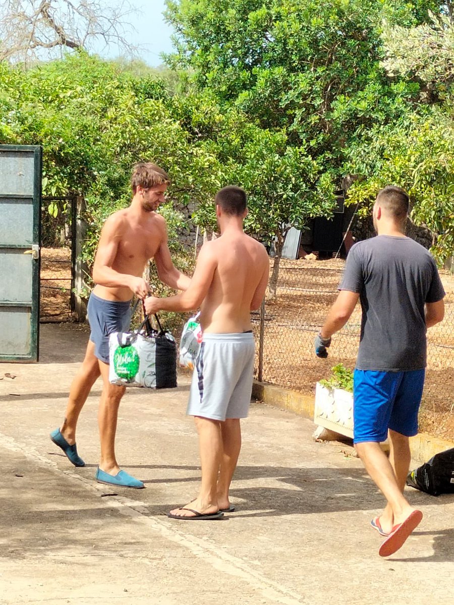 Aquestes fotos van per tu estimada meva. Sé que rius i que has disfrutat de veure-mos junts, fent lo que mos vas ensenyar. ♥️
✨